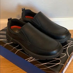 Brand new boys dress shoes size 3